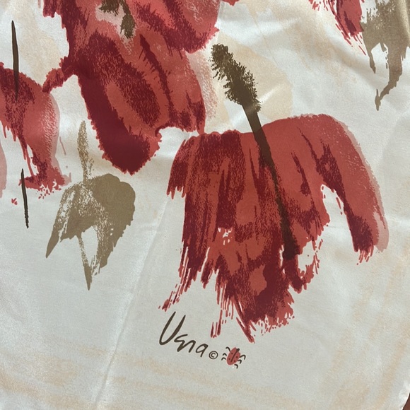 Vintage Veresa by Vera scarf - Picture 3 of 8